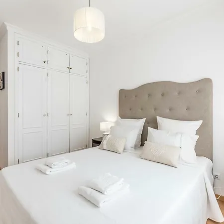 Apartment Oldtown 330ft Parking Ac Wifi *