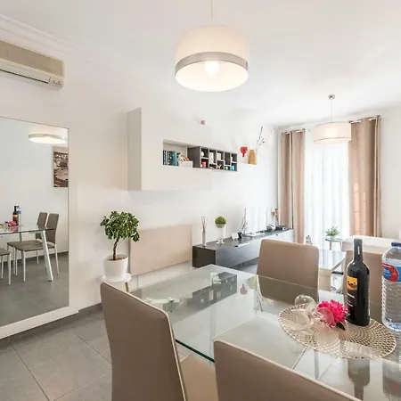 Oldtown 330ft Parking Ac Wifi