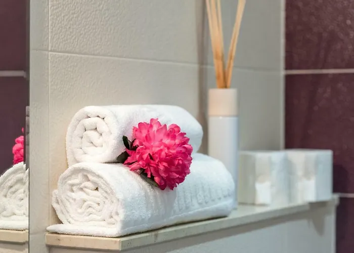 Apartment Oldtown 330ft Parking Ac Wifi